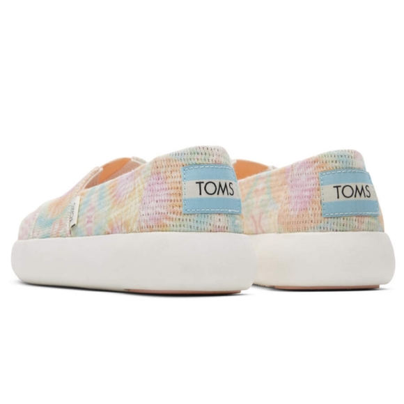 🆕Toms | Alpargata Mallow Slip On Shoes in Candy Pink Tie Dye Crochet - Picture 6 of 10